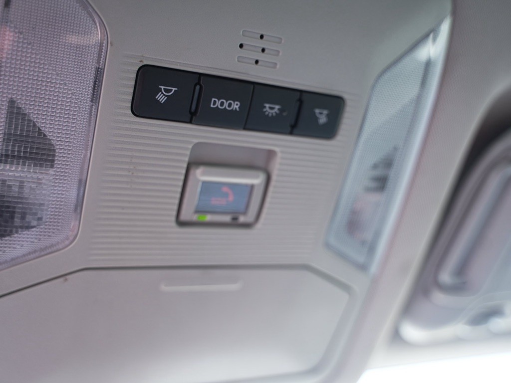 2025 Toyota Rav4 Image 15