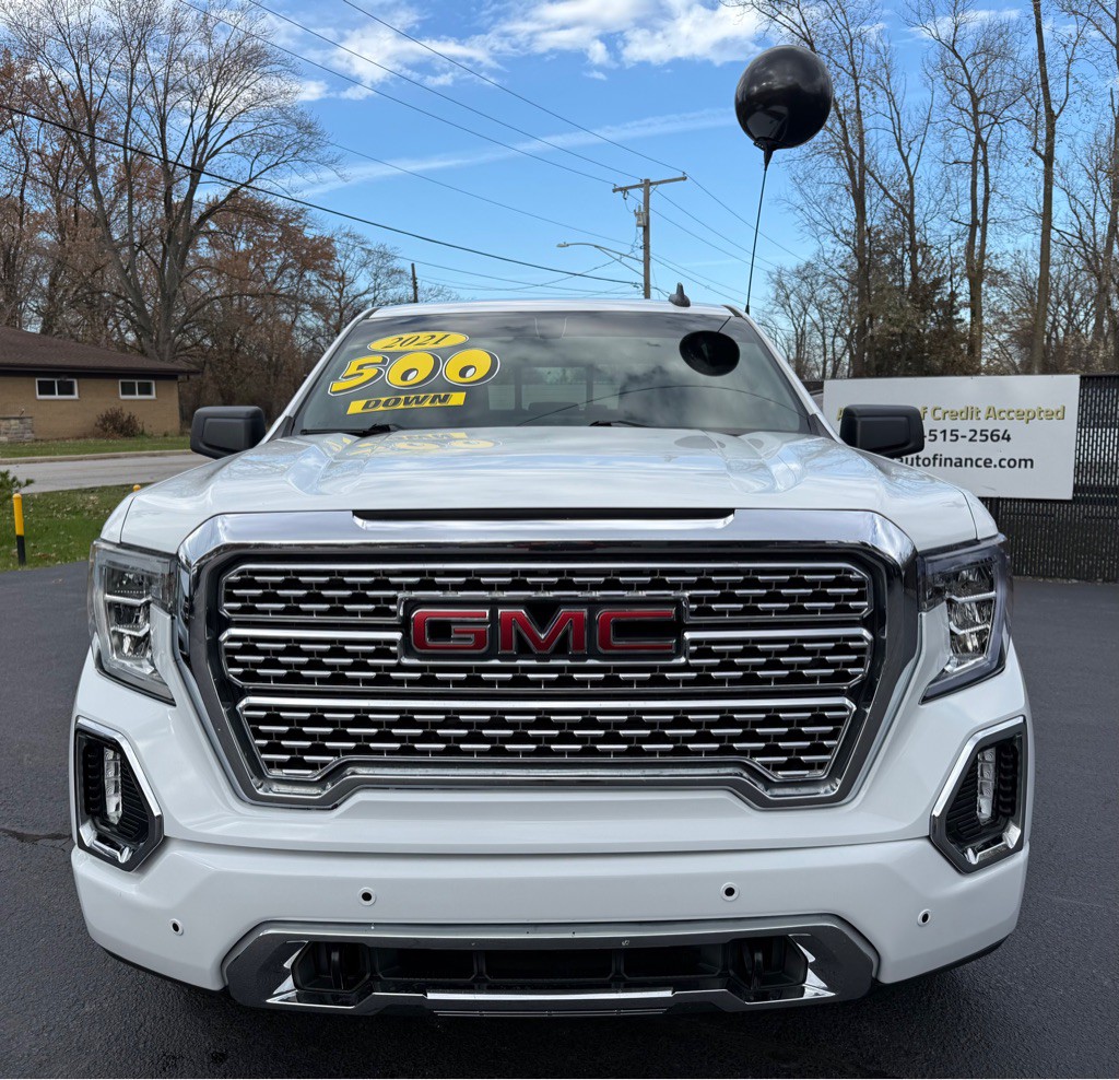 2021 GMC Sierra Image 2