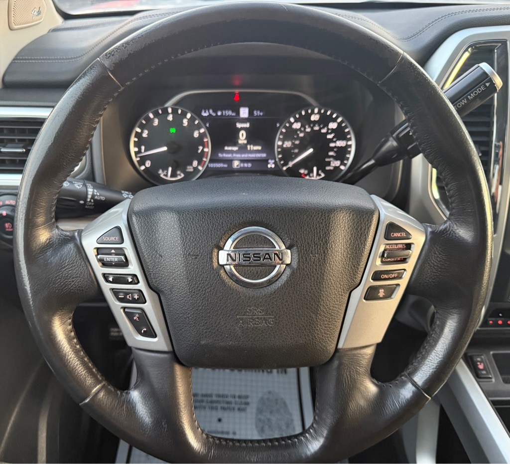 2020 Nissan Titan Image 20