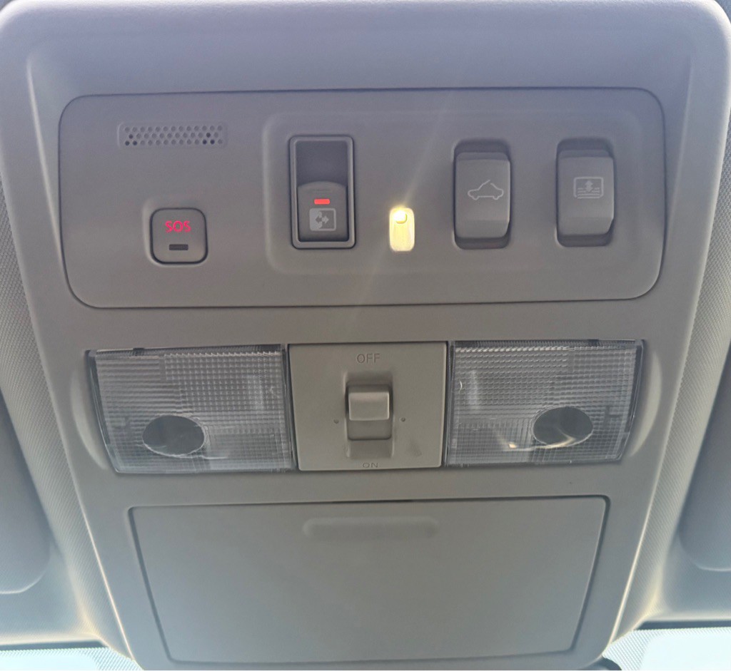 2020 Nissan Titan Image 21