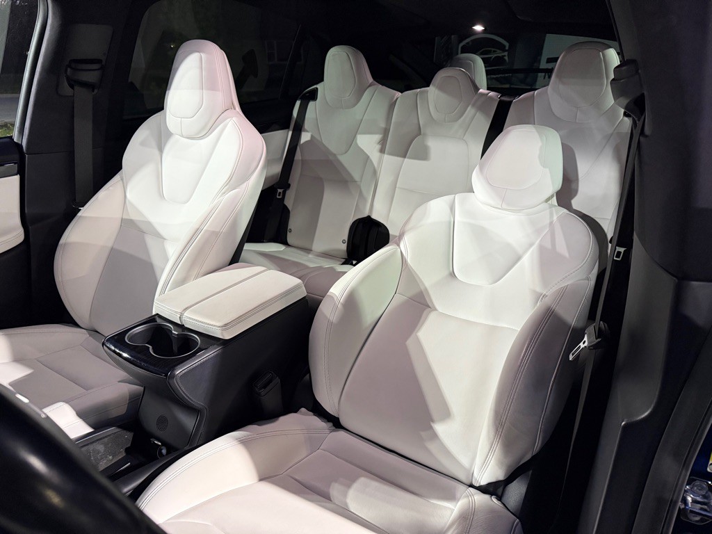 2019 Tesla Model X Image 21