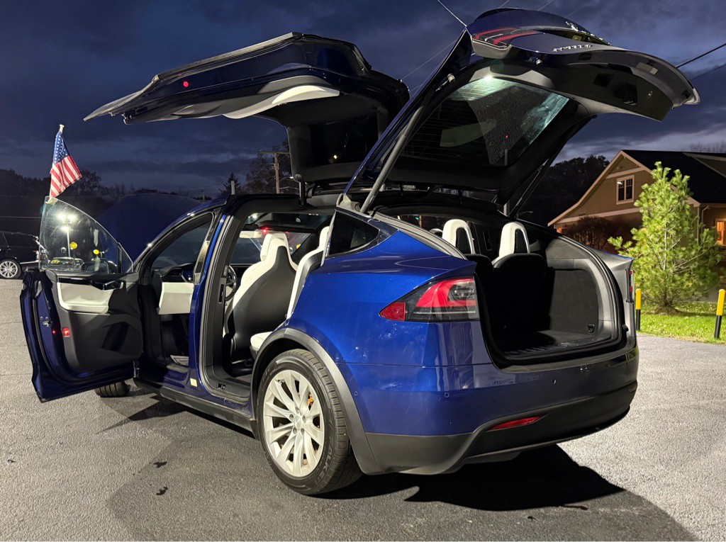 2019 Tesla Model X Image 27