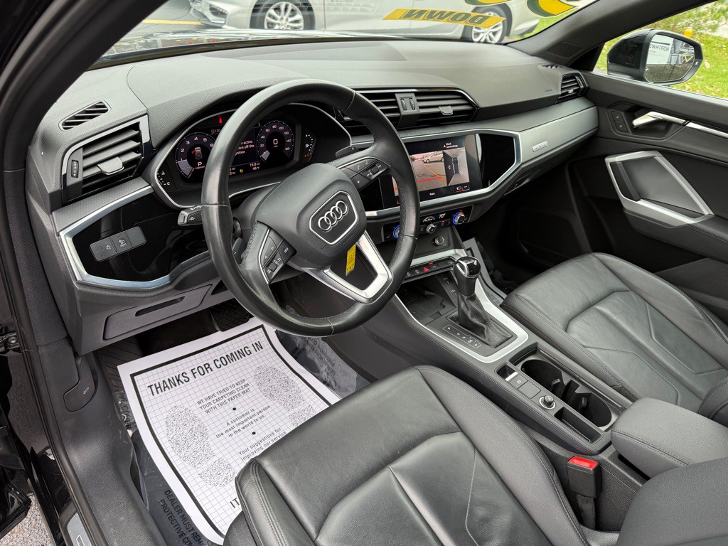 2022 Audi Q3 Image 15