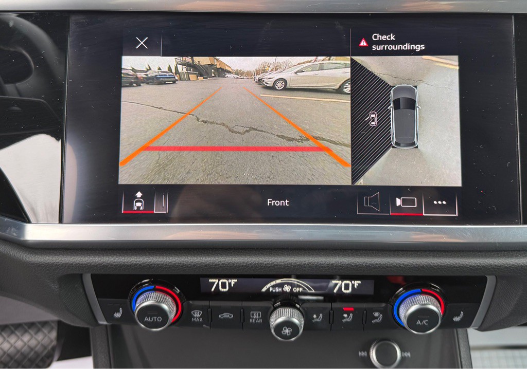 2022 Audi Q3 Image 16