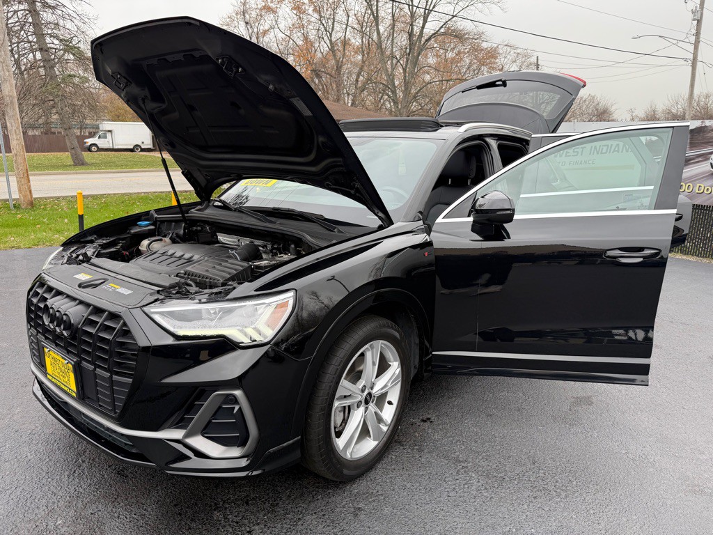 2022 Audi Q3 Image 33