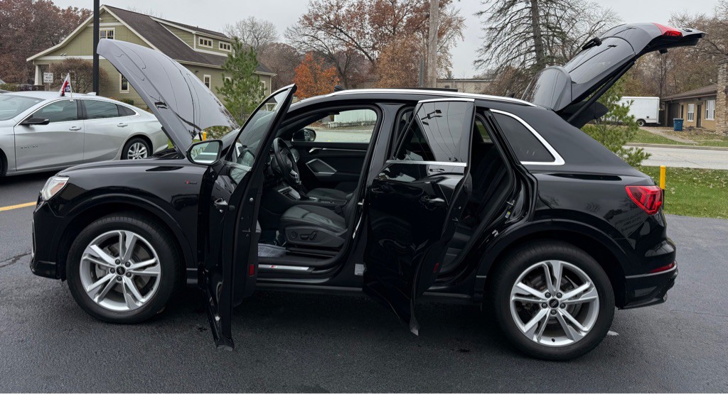 2022 Audi Q3 Image 34