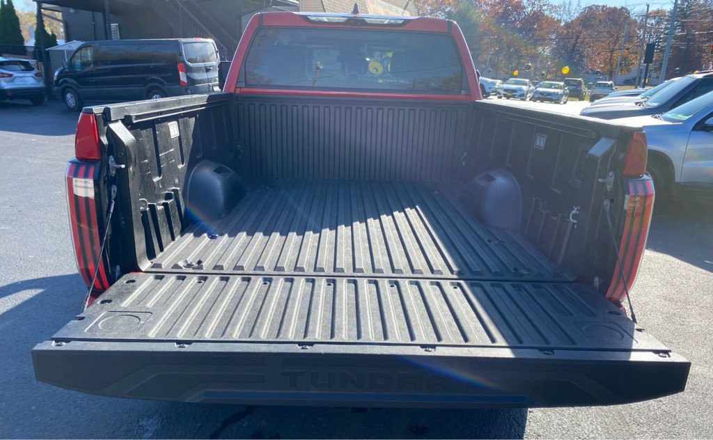 2022 Toyota Tundra Image 13