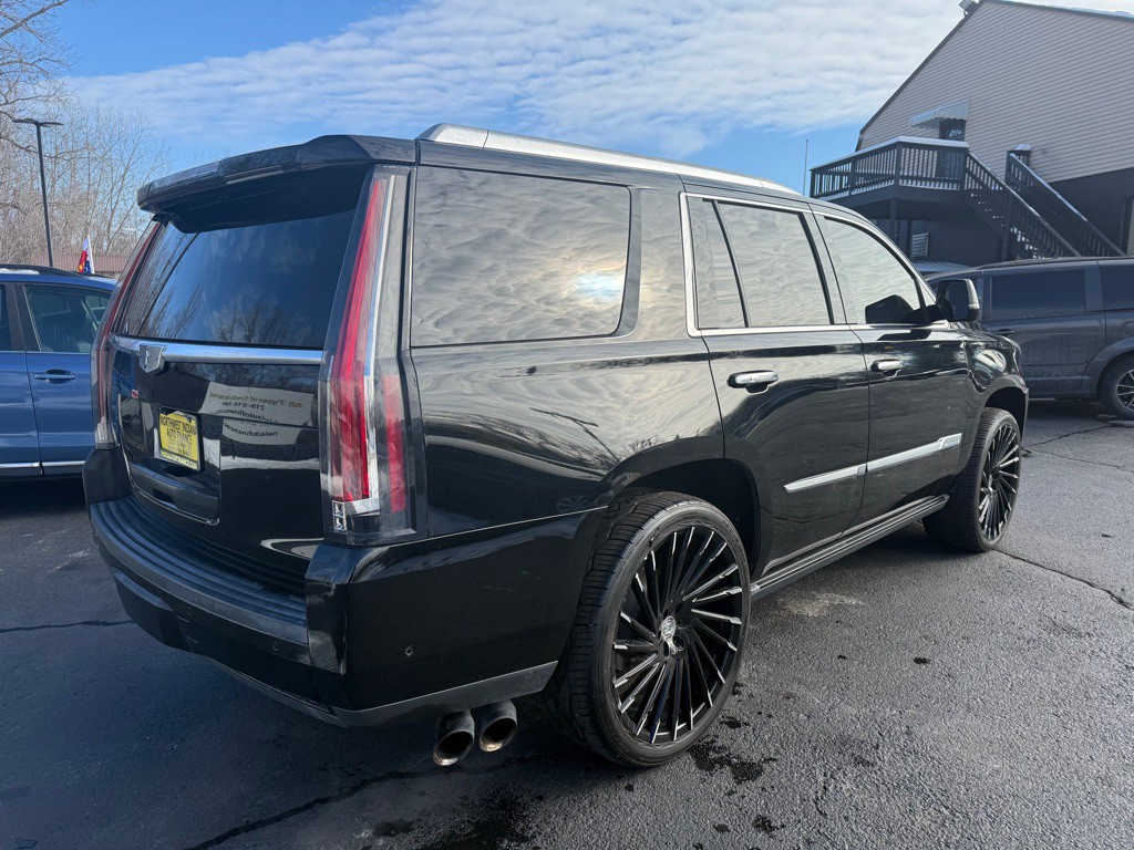 2019 Cadillac Escalade Image 6