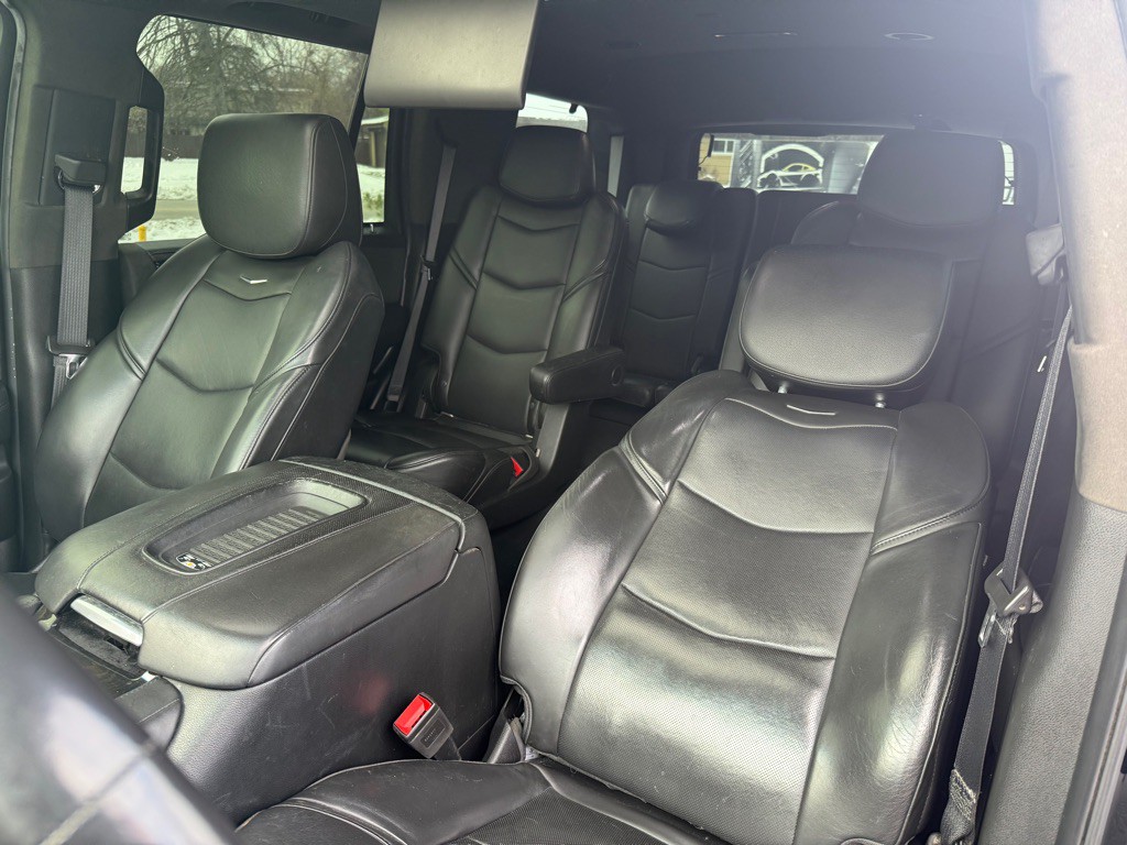 2019 Cadillac Escalade Image 29