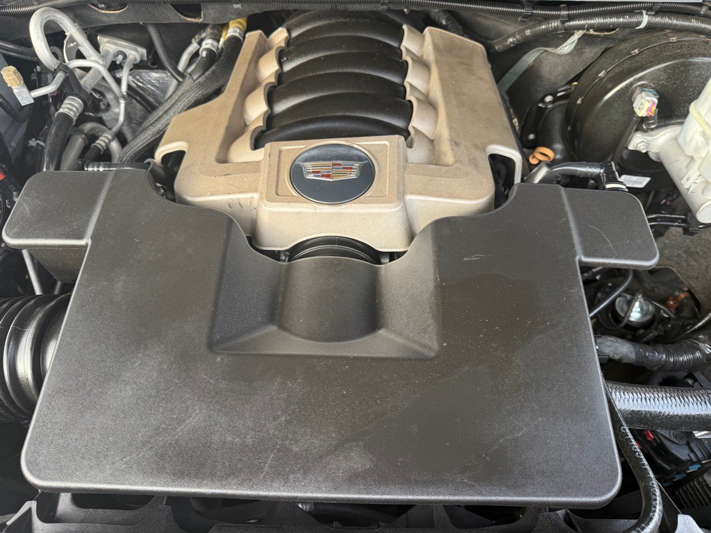 2019 Cadillac Escalade Image 38