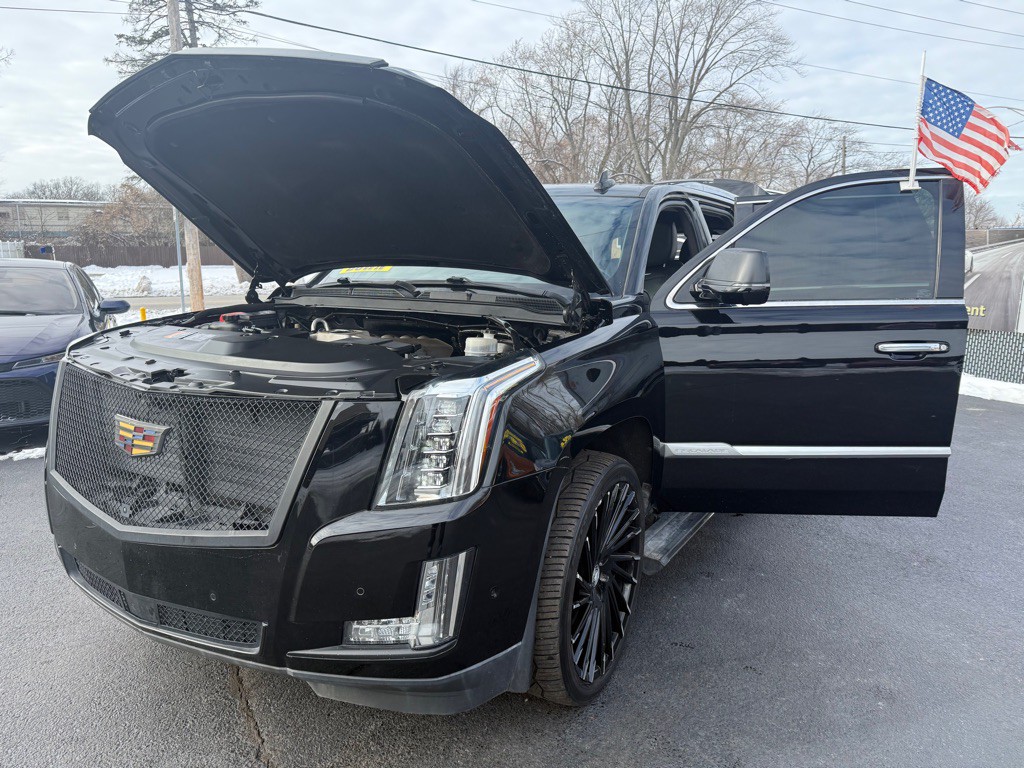 2019 Cadillac Escalade Image 40