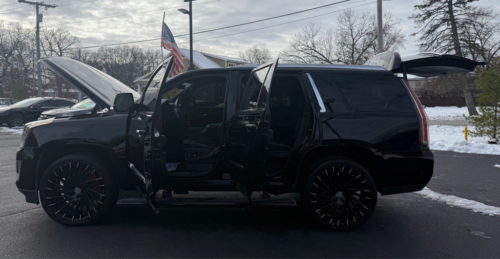2019 Cadillac Escalade Image 41