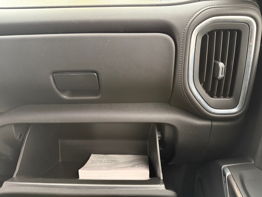 2021 Chevrolet Silverado 1500 Image 8