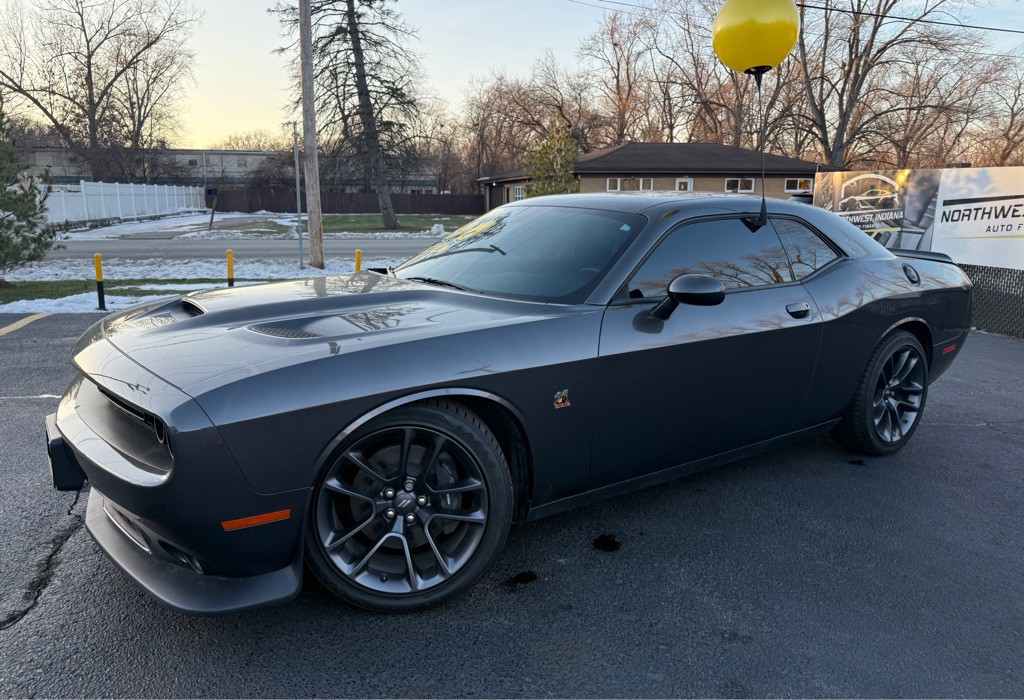 2023 Dodge Challenger Image 3