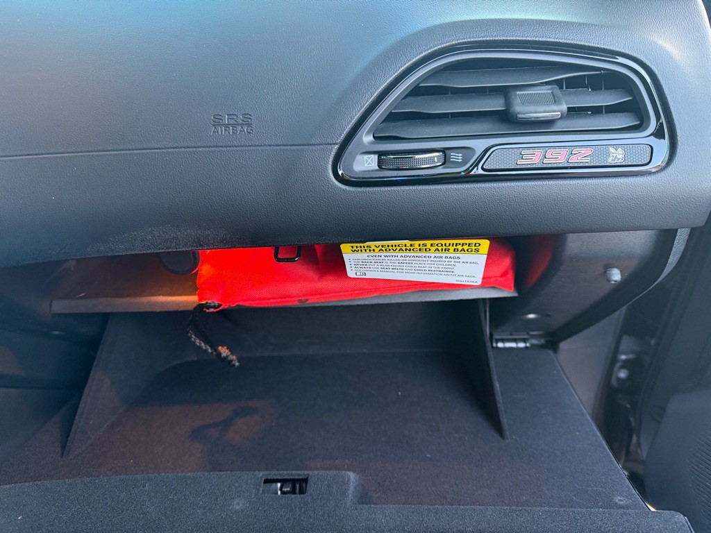 2023 Dodge Challenger Image 9