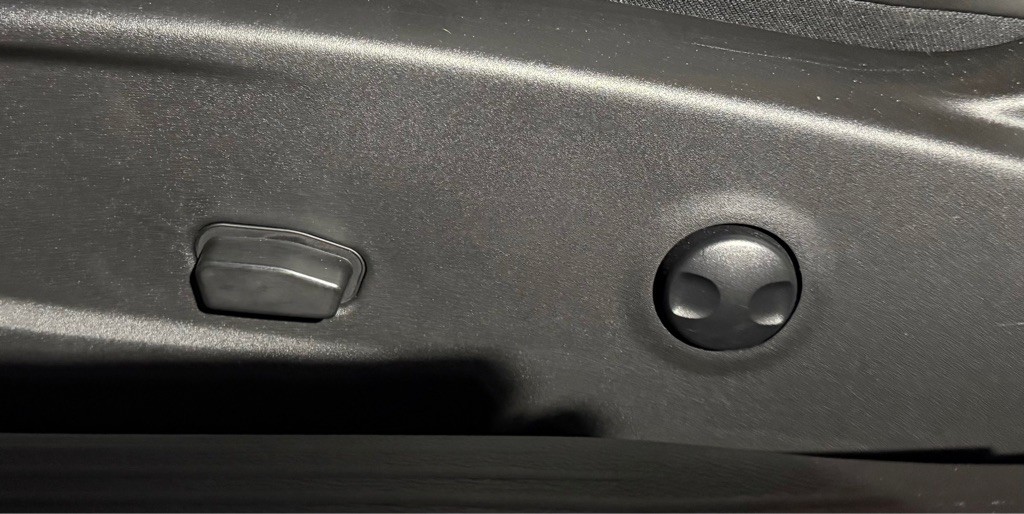 2023 Dodge Challenger Image 25