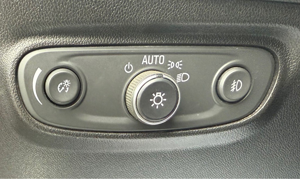 2020 Chevrolet Equinox Image 28