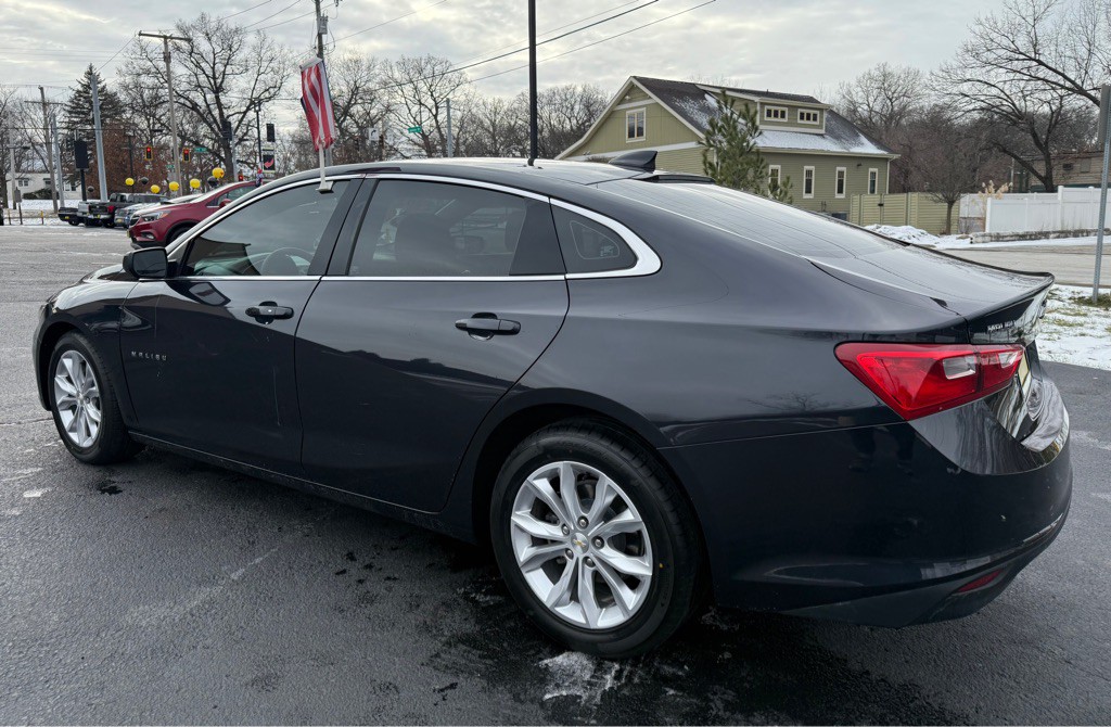 2023 Chevrolet Malibu Image 4