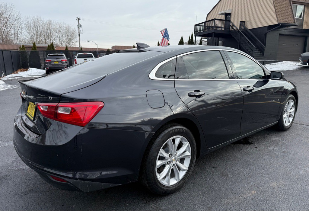 2023 Chevrolet Malibu Image 6