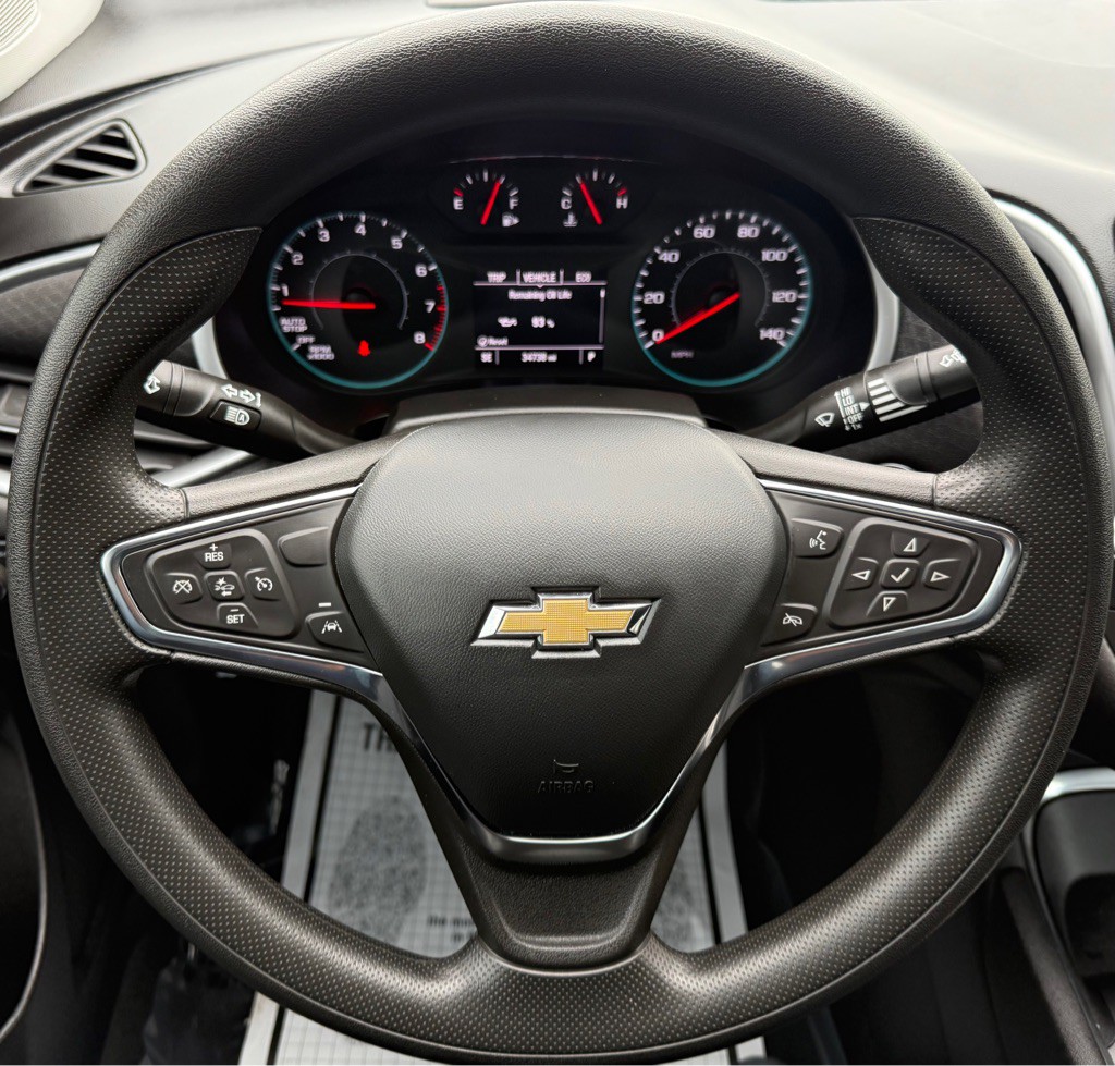 2023 Chevrolet Malibu Image 18