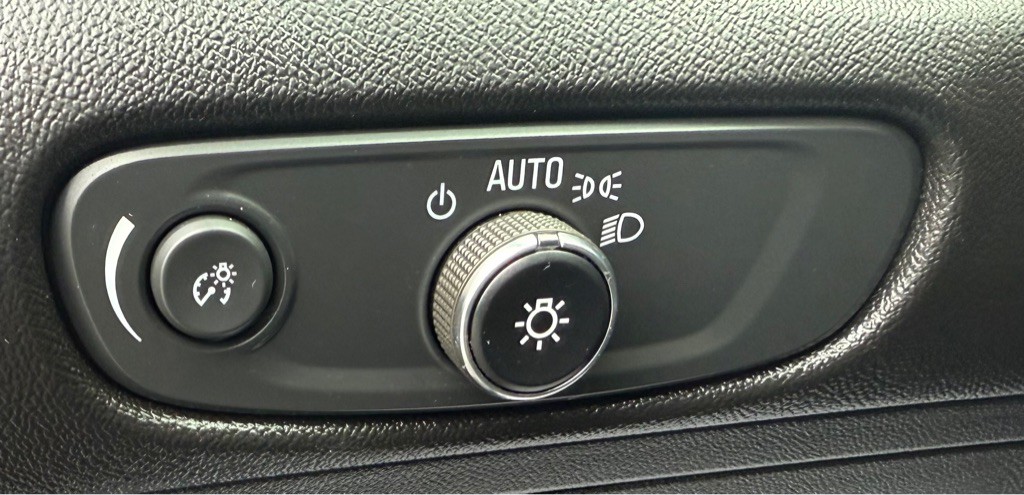 2023 Chevrolet Malibu Image 27