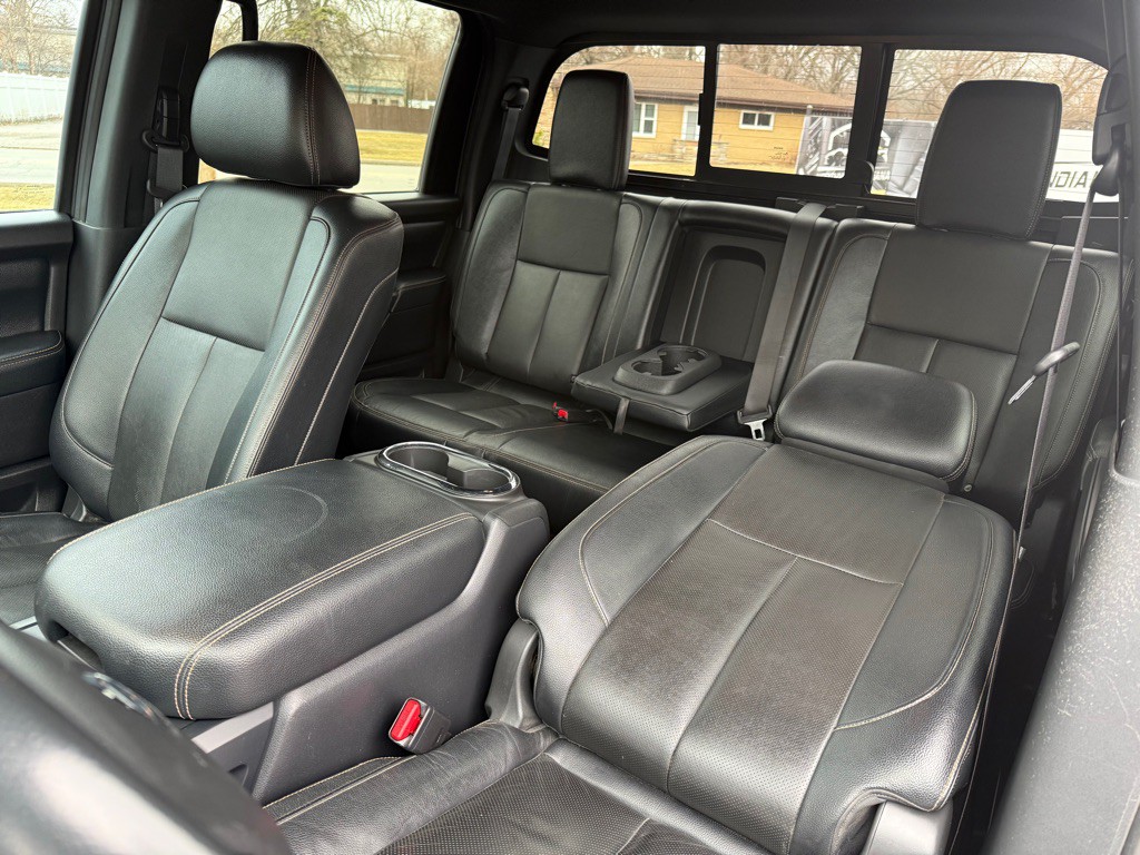 2019 Nissan Titan Image 24