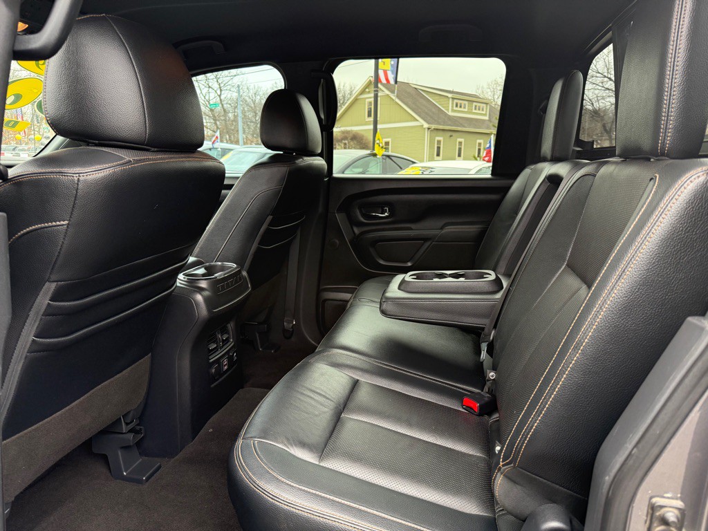 2019 Nissan Titan Image 25