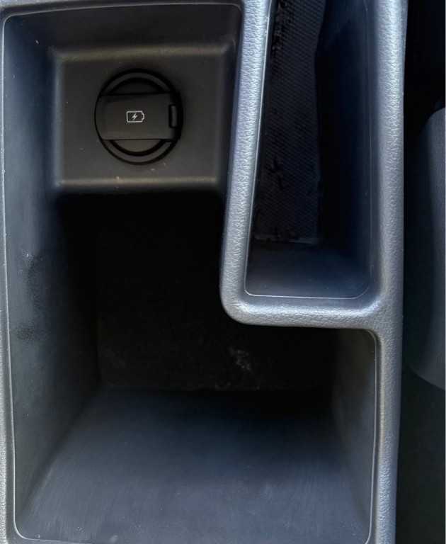 2019 Hyundai Ioniq Image 24