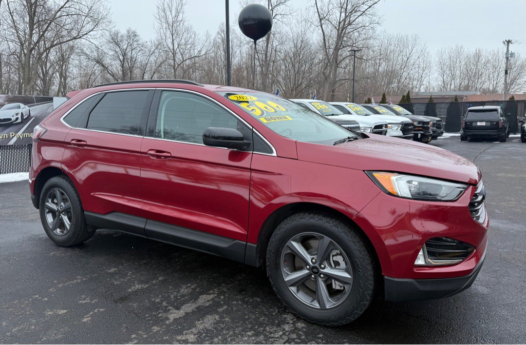 2022 Ford Edge Image 1