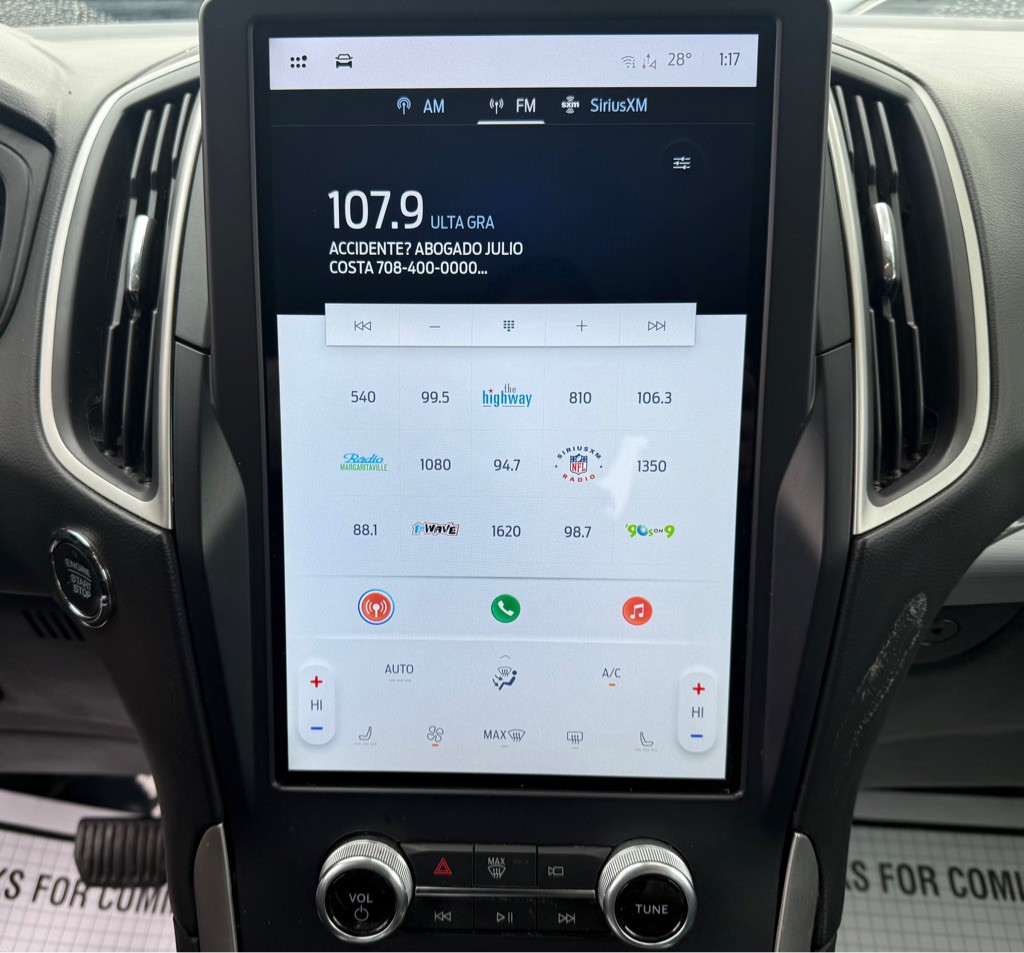 2022 Ford Edge Image 16