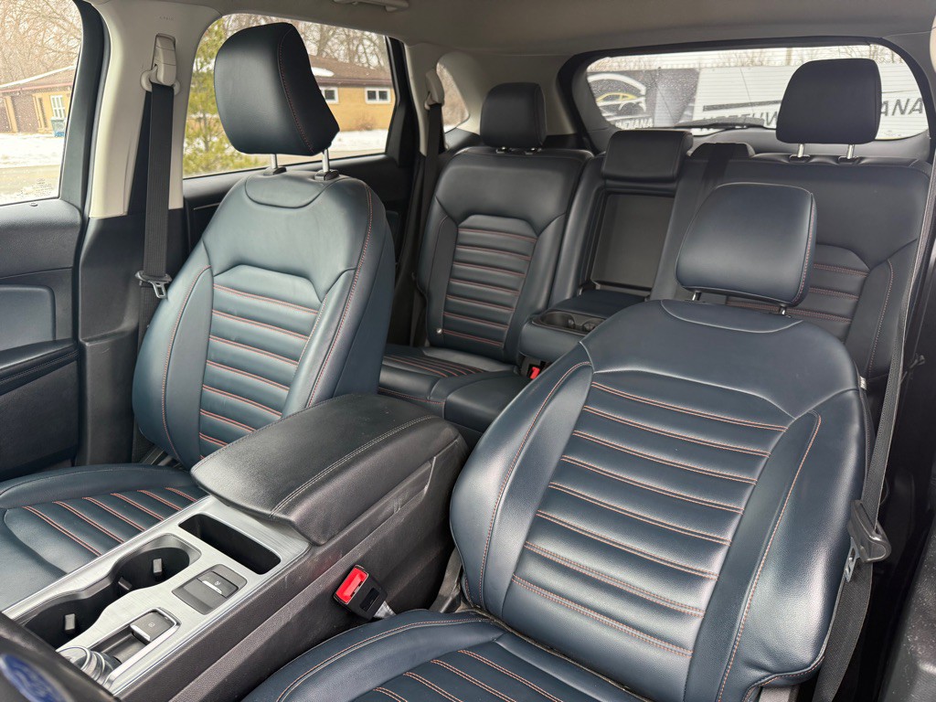 2022 Ford Edge Image 23