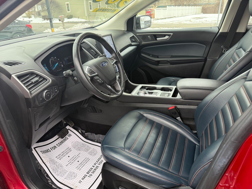 2022 Ford Edge Image 25