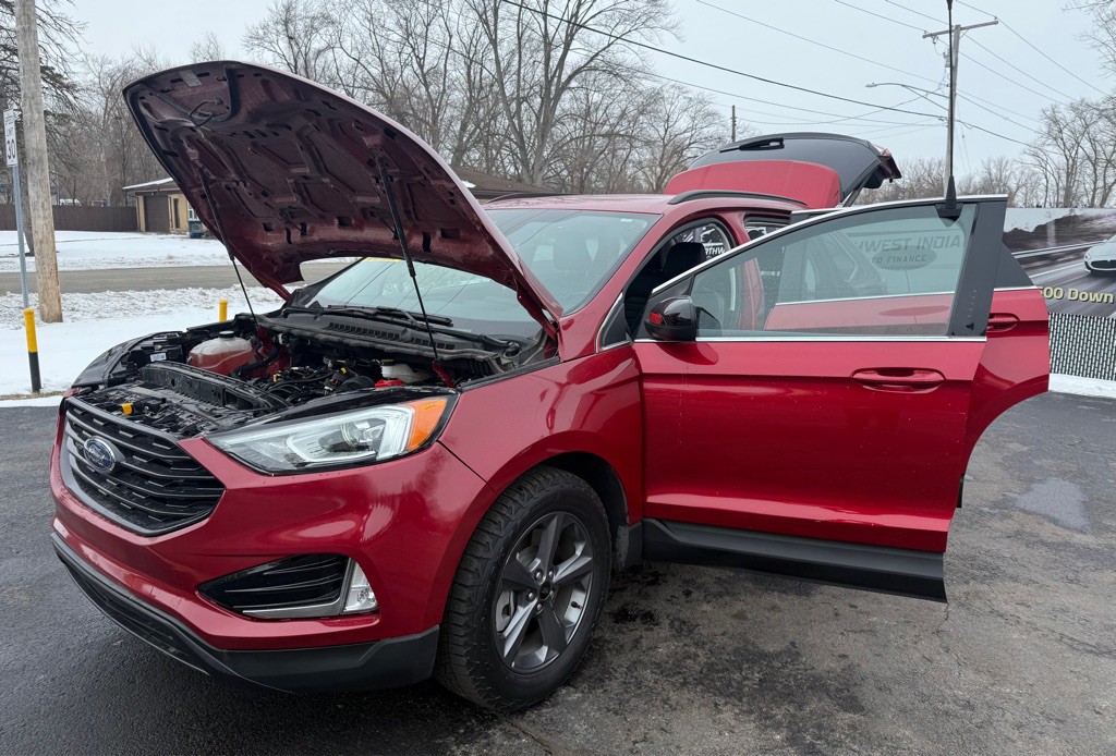 2022 Ford Edge Image 33
