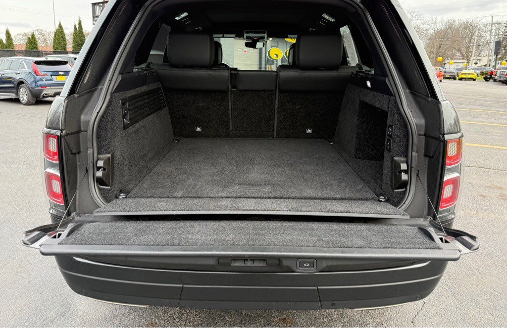 2020 Land Rover Range Rover Image 15