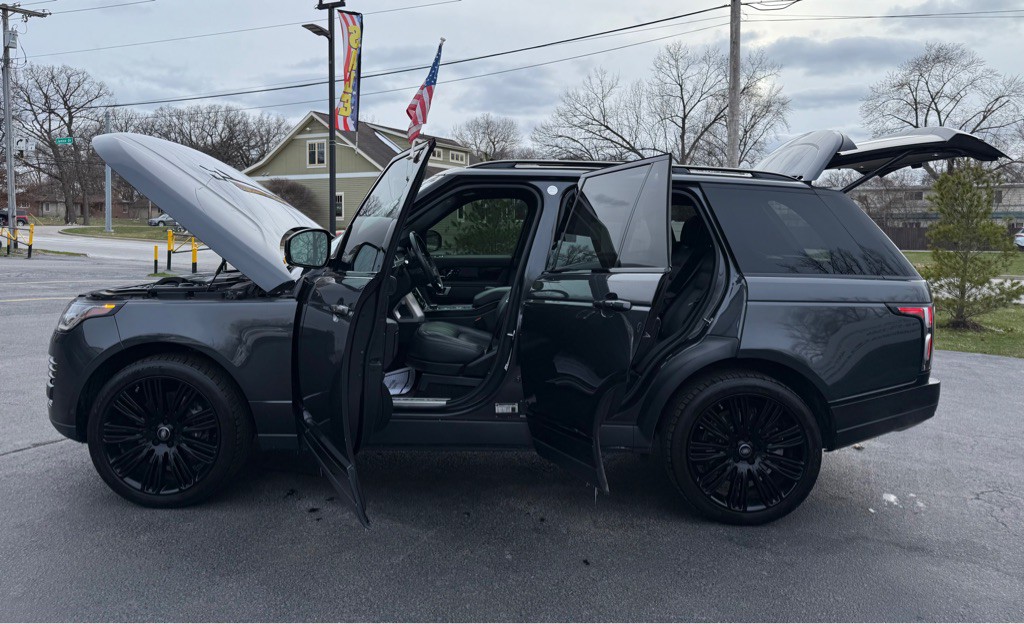 2020 Land Rover Range Rover Image 40