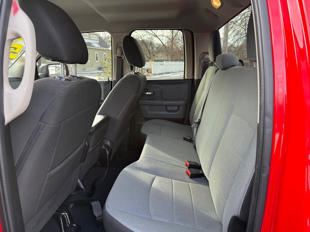 2024 RAM 1500 Image 24