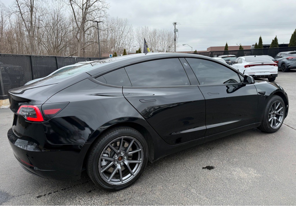 2023 Tesla Model 3 Image 6