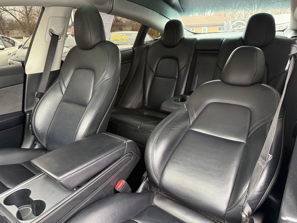 2023 Tesla Model 3 Image 22