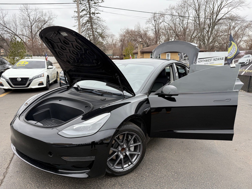 2023 Tesla Model 3 Image 30