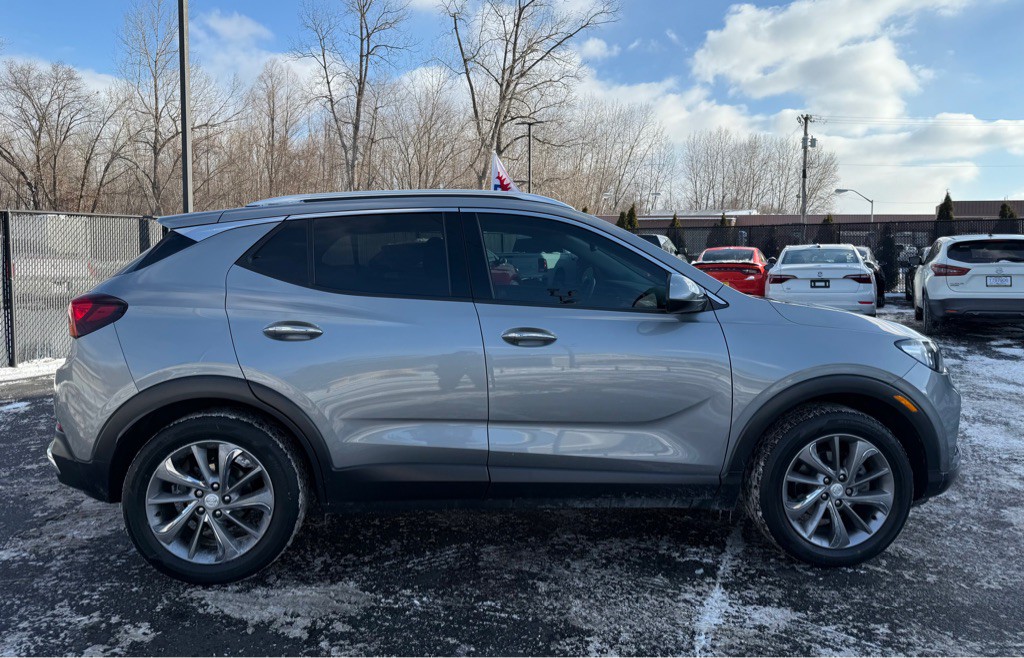 2023 Buick Enclave Image 8