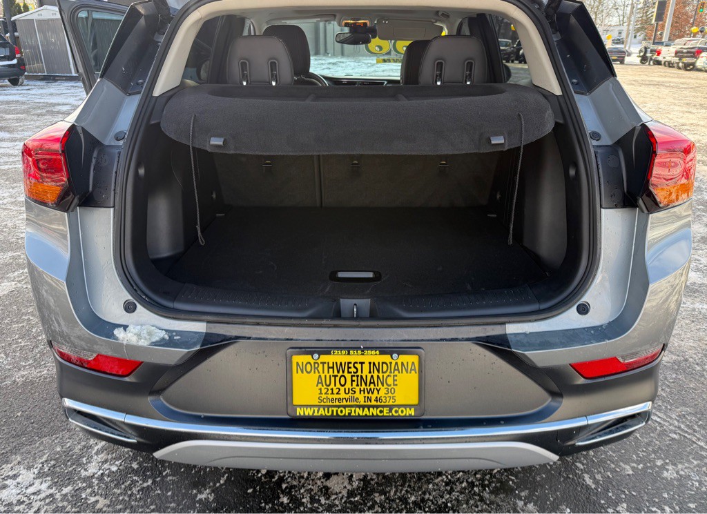 2023 Buick Enclave Image 13