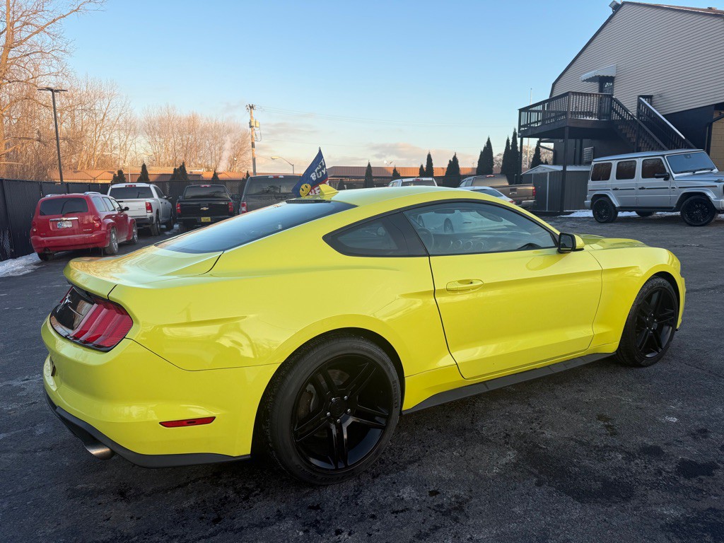 2021 Ford Mustang Image 6