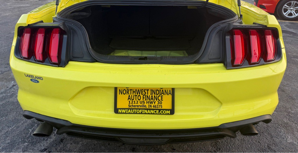 2021 Ford Mustang Image 11