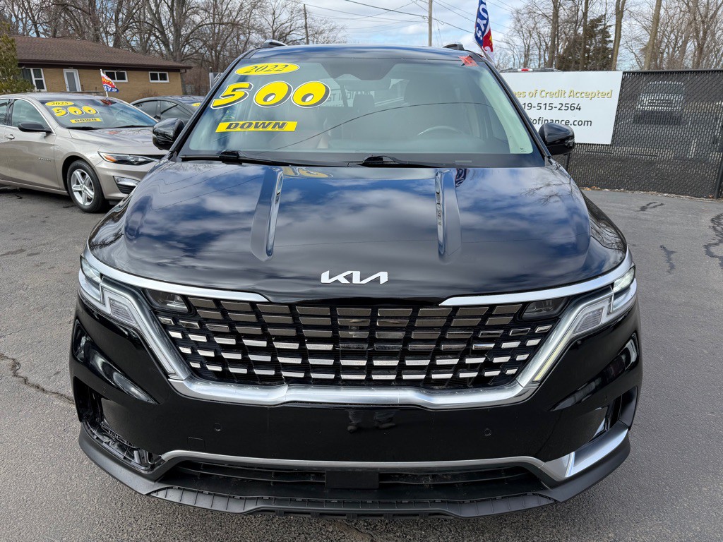 2022 Kia Carnival Image 2