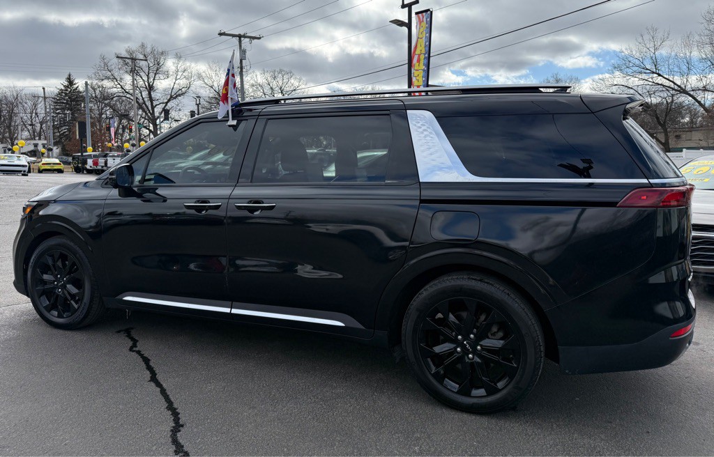 2022 Kia Carnival Image 4