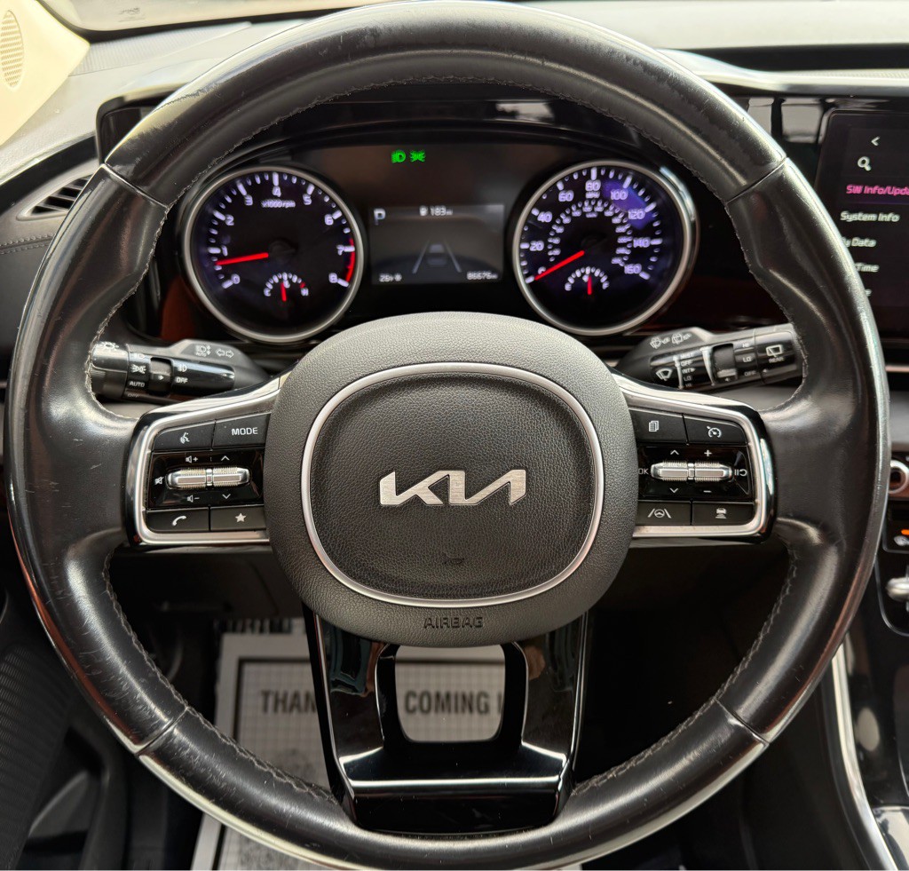 2022 Kia Carnival Image 24