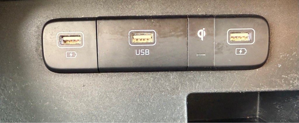 2022 Kia Carnival Image 26