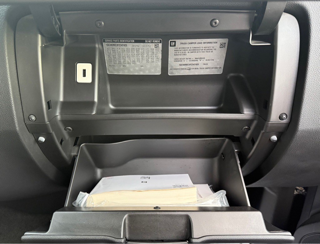 2015 Chevrolet Silverado 1500 Image 10