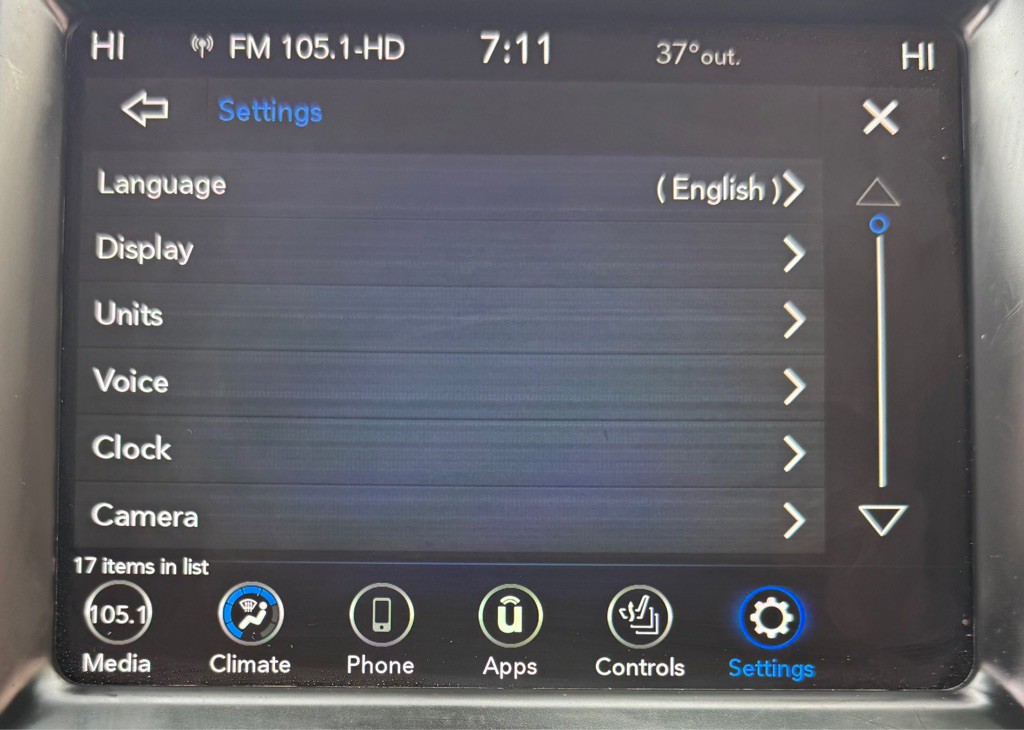 2023 Chrysler 300 Image 18