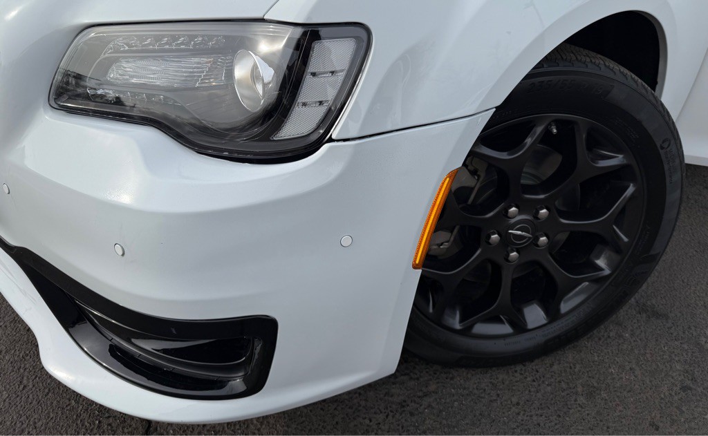 2023 Chrysler 300 Image 31